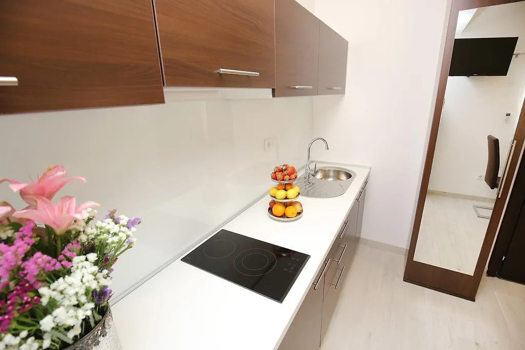 Deluxe Mkc Apartments Zadar